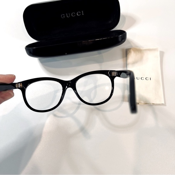 Gucci Black Eyeglass Frames - Picture 6 of 12